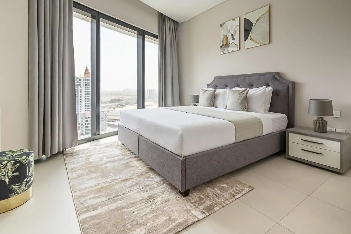 Frank Porter - The Address Jbr Dubai United Arab Emirates