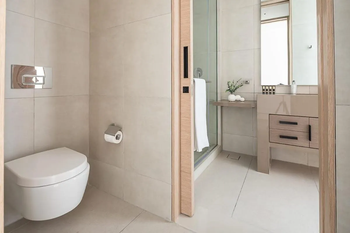 Frank Porter - The Address Jbr Dubai United Arab Emirates