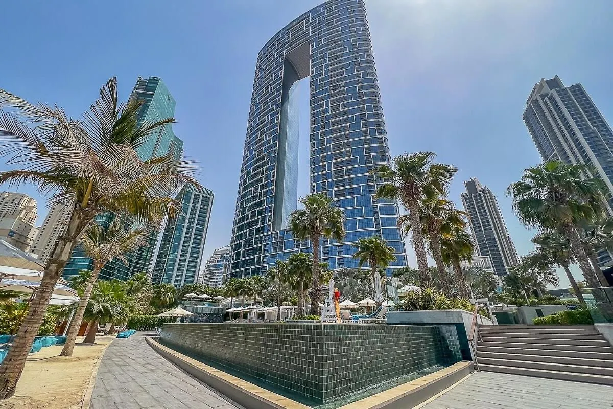 Frank Porter - The Address Jbr Dubai