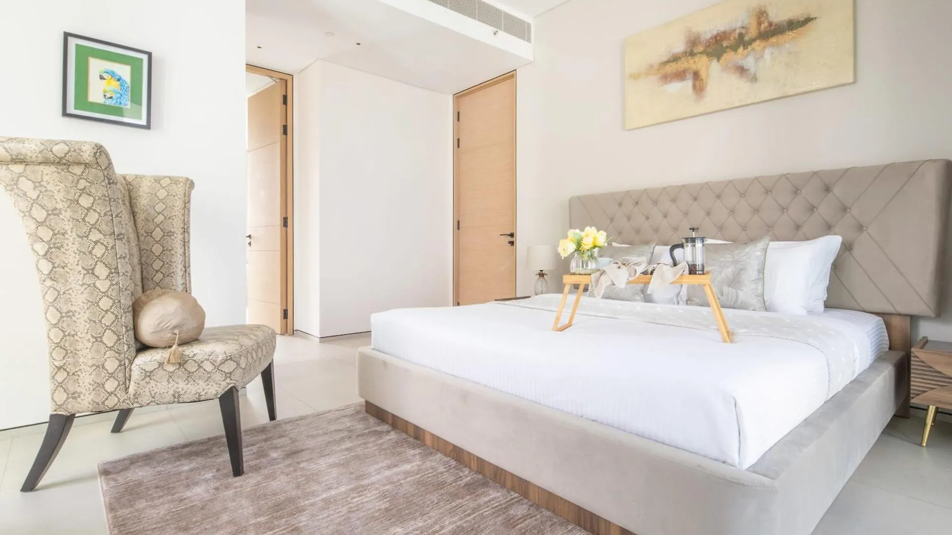 Frank Porter - The Address Jbr Dubai United Arab Emirates